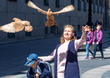 Счастье всего мира не стоит одной слезы  на щеке невинного ребёнка