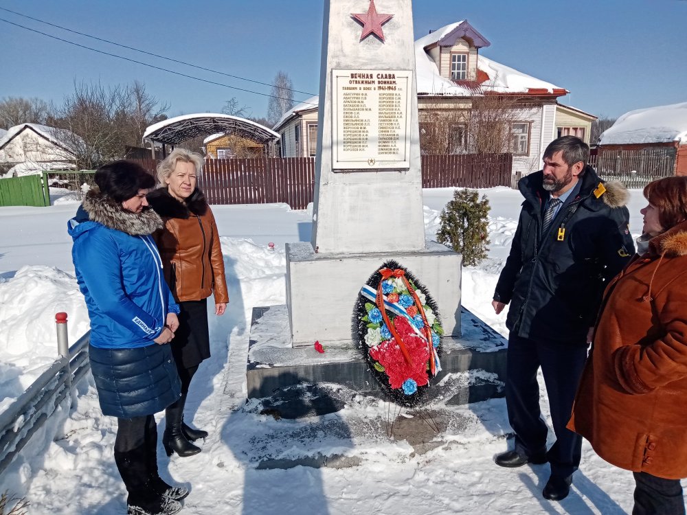 Защитим память героев